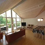 Awesome Home In Glesborg With Sauna Сasa de vacaciones *