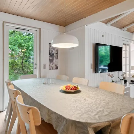 Holiday home Awesome In Glesborg With Wifi Glesborg