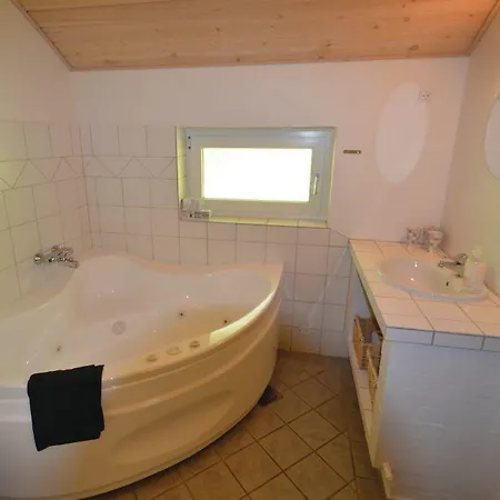 Awesome In Glesborg With Wifi Hébergement de vacances *