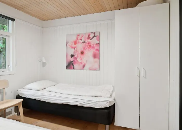 Ferienhaus Awesome In Glesborg With Wifi *