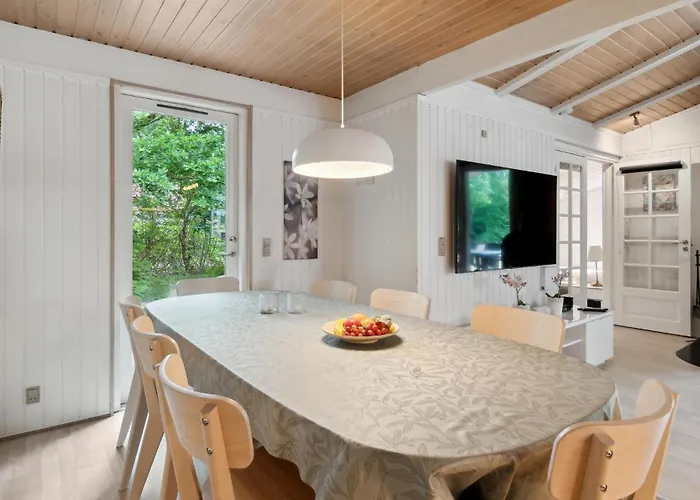 Ferienhaus Awesome In Glesborg With Wifi Glesborg