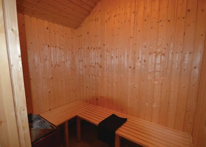 Ferienhaus Awesome In Glesborg With Wifi *